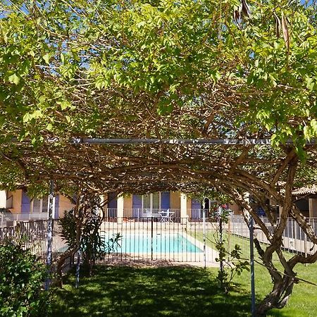 Appartements " Le Clos De La Cerisaie" Castillon-du-Gard Kültér fotó