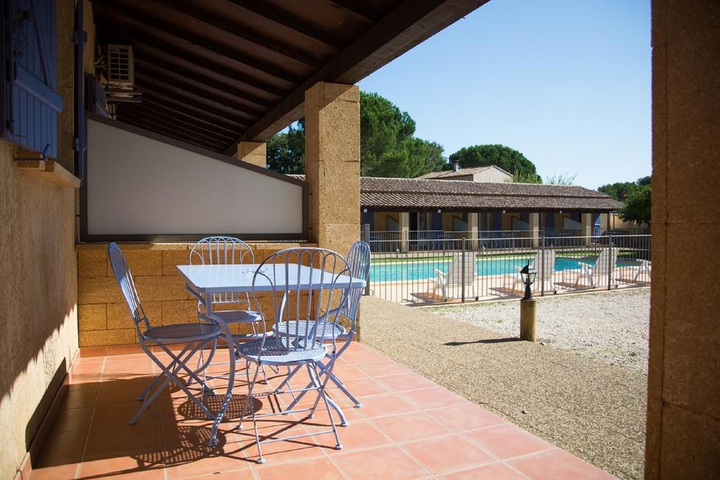Appartements " Le Clos De La Cerisaie" Castillon-du-Gard Kültér fotó