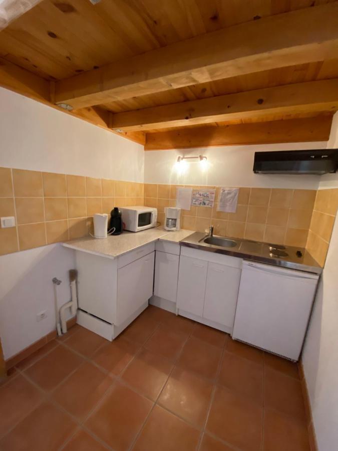 Appartements " Le Clos De La Cerisaie" Castillon-du-Gard Kültér fotó