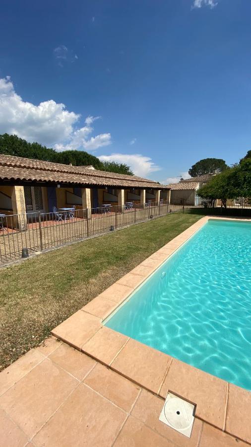Appartements " Le Clos De La Cerisaie" Castillon-du-Gard Kültér fotó